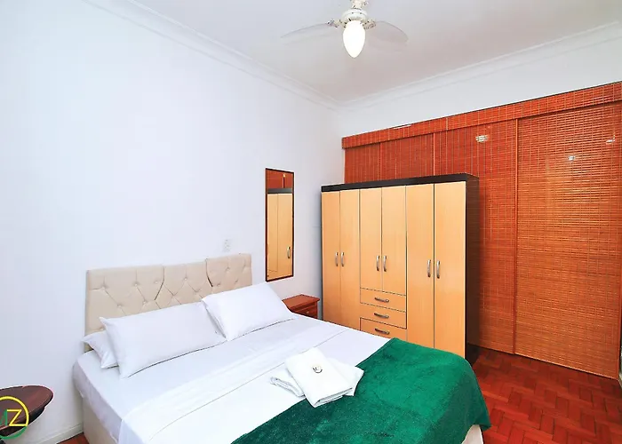 Studio Simples E Barato Em Copacabana P/ 4 Pessoas